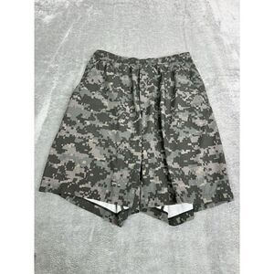 Lululemon Pace Breaker Short 9" Men's Size Small Green Camo